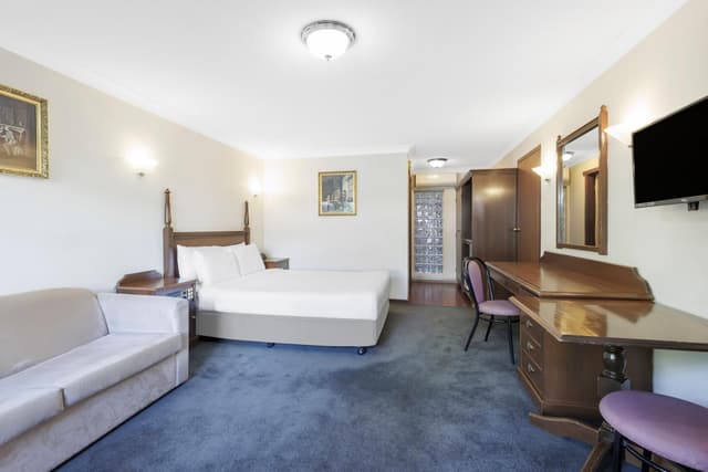 Standard Suite