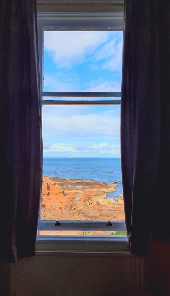 Standard Single Room, 1 Twin Bed, Ensuite, Sea View