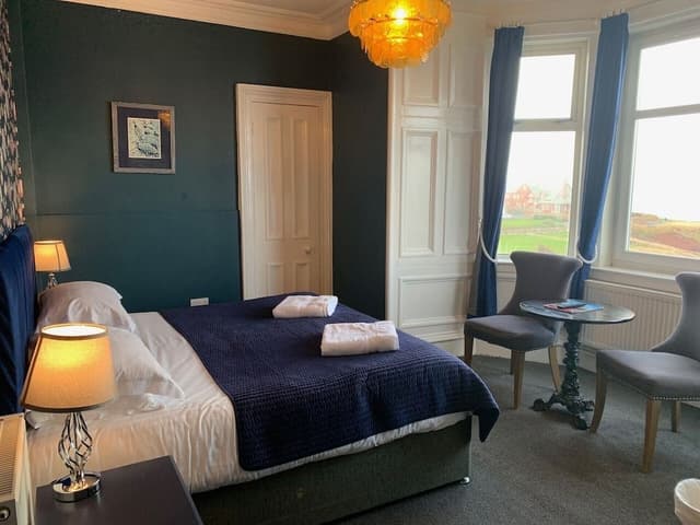 Standard Double Room, 1 Double Bed, Ensuite, Sea View