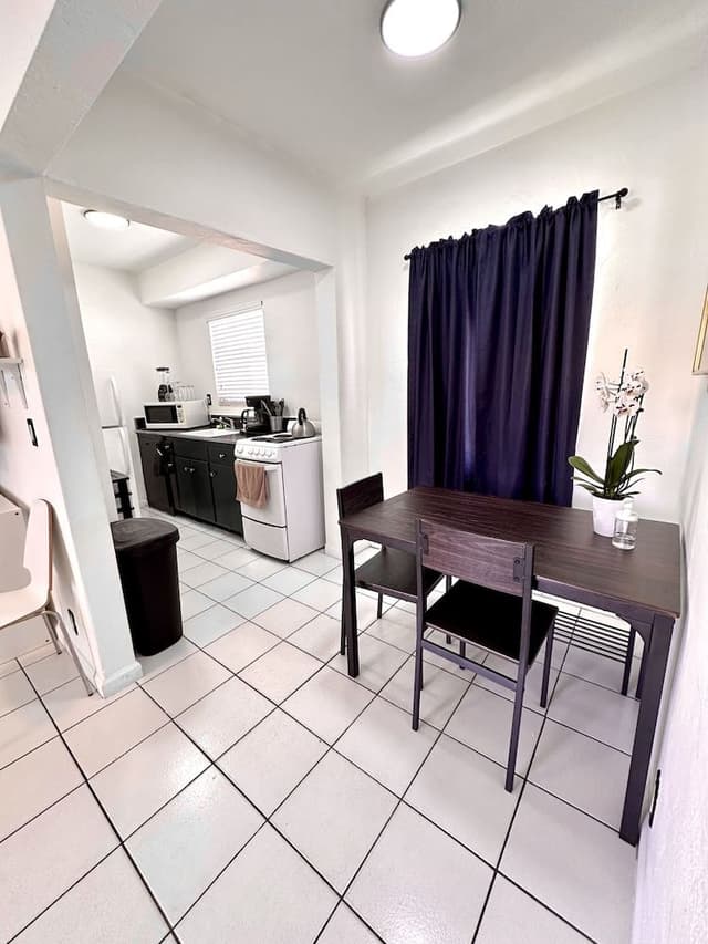 Deluxe Studio, 1 King Bed with Sofa bed