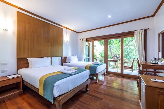 Standard Twin Room