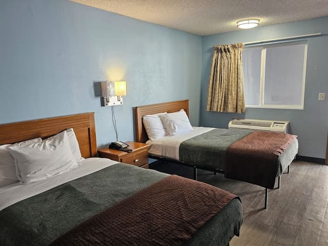 Deluxe Room, 2 Double Beds, Non Smoking, Refrigerator & Microwave