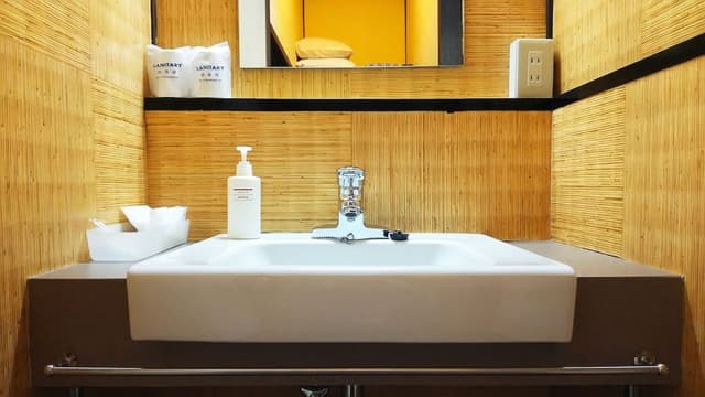 Japanese style Twin room with shared Bath