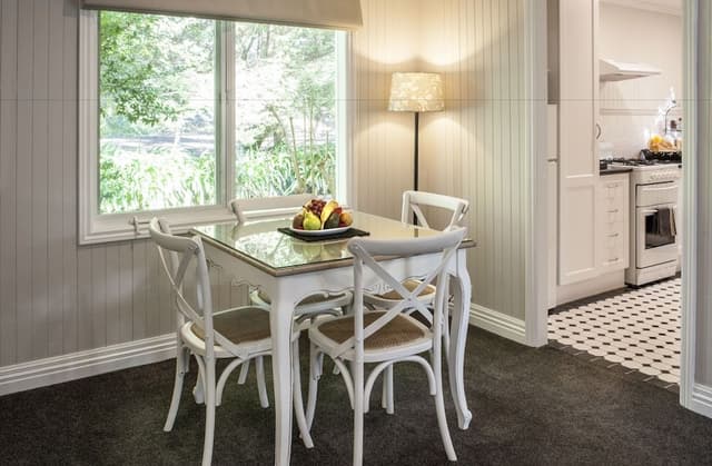 Deluxe Cottage, 2 Queen Beds, Garden View