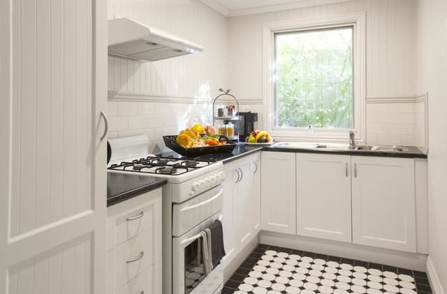 Deluxe Cottage, 2 Queen Beds, Garden View