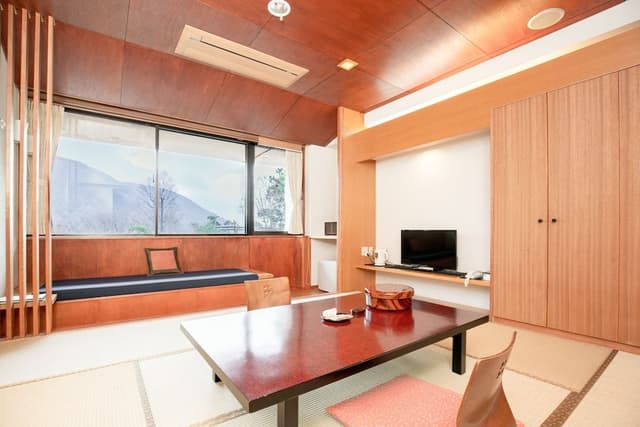 Room with Shared Shower, Japanese Futon, Non Smoking