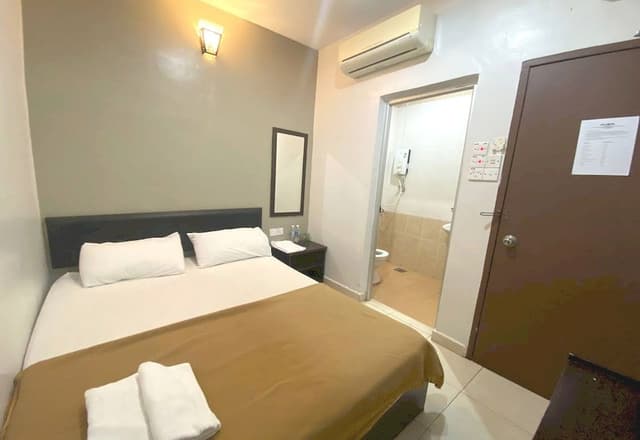 Standard Double Room, 1 Queen Bed