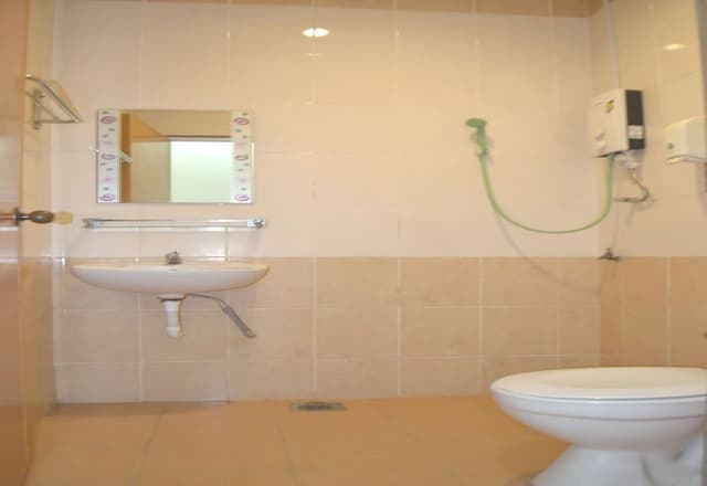 Standard Double Room, 1 Queen Bed