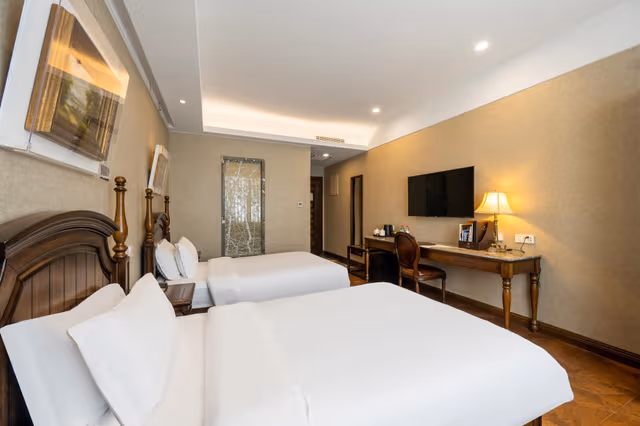 Twin Room with View