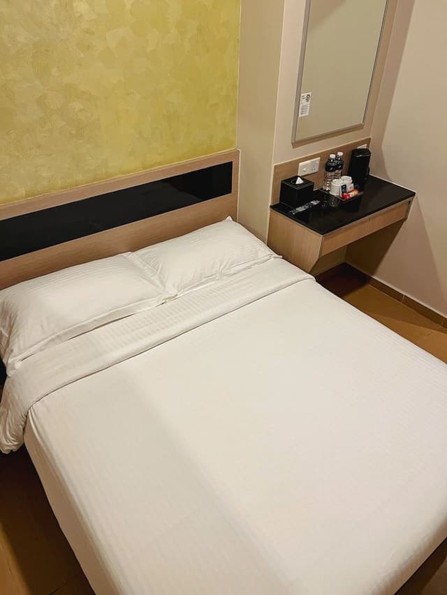 Standard Double or Twin Room, No Windows