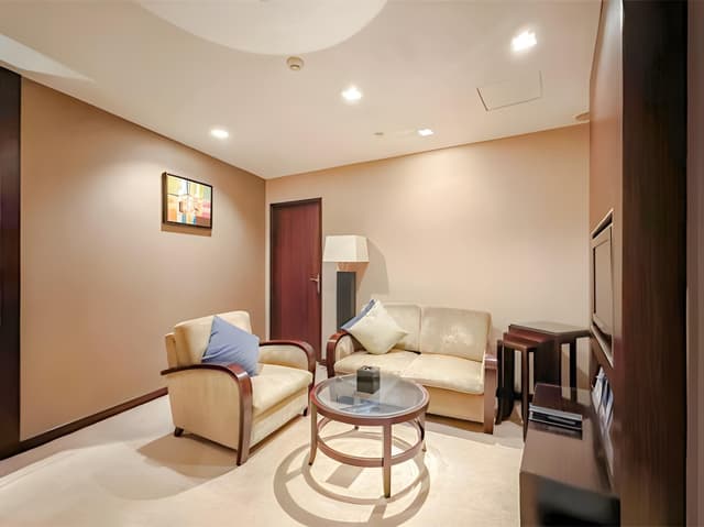 Executive Twin Suite