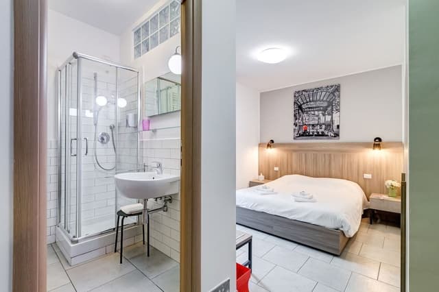 Deluxe Double Room, Private Bathroom