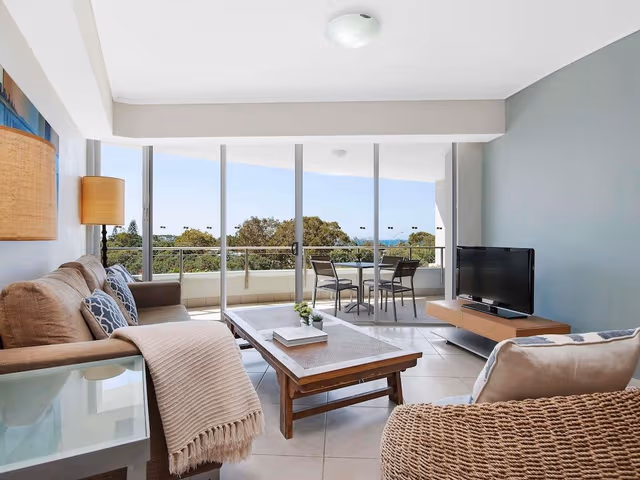 Apartment, 2 Bedrooms, Pool View