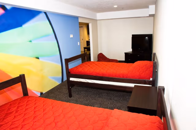 Suite, Multiple Beds, Non Smoking