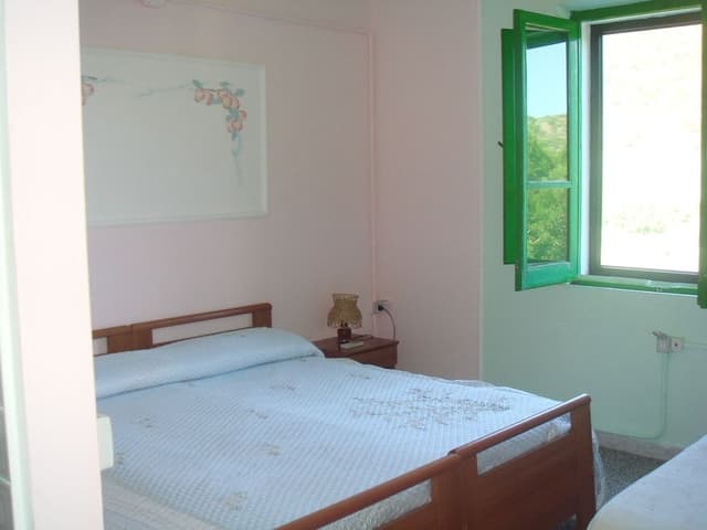Basic Triple Room