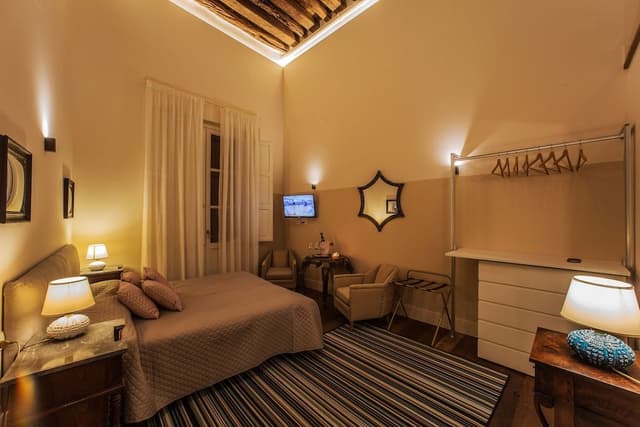 Deluxe Room, 1 Queen Bed, Non Smoking