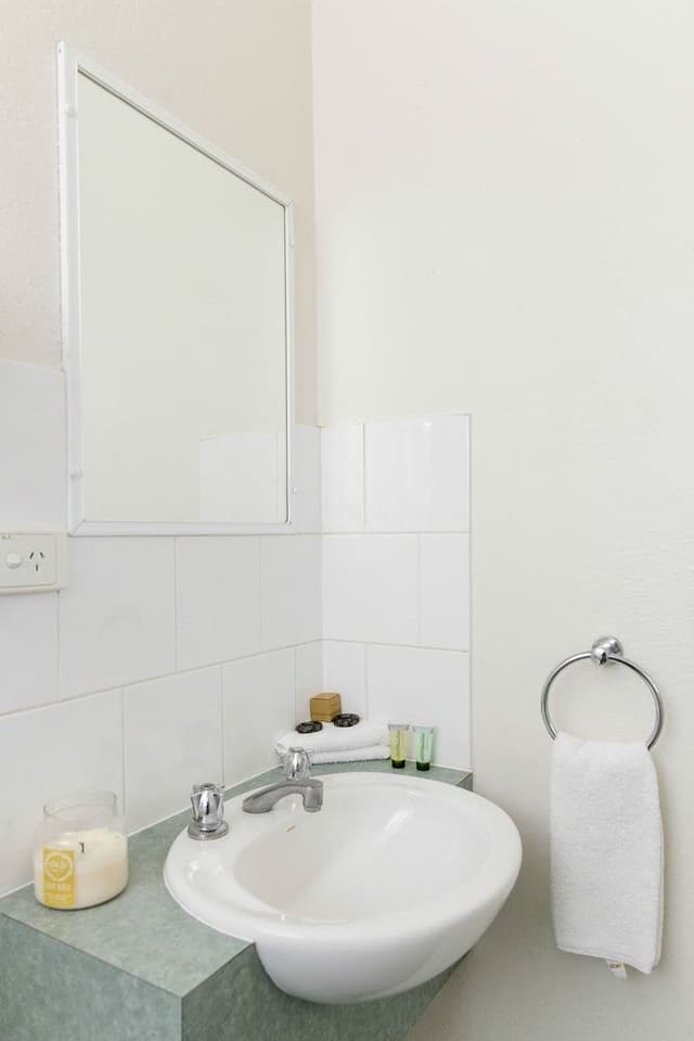 Basic Double Room