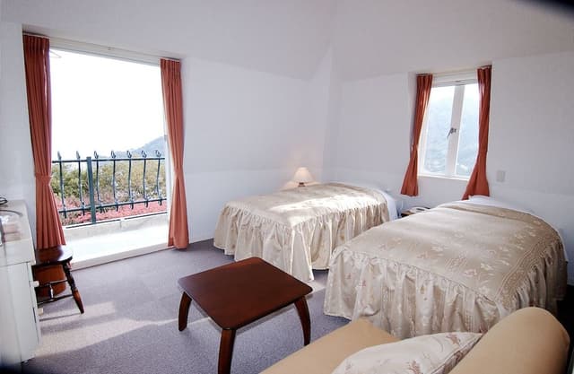 Room, 2 Twin Beds, Balcony, Sea View