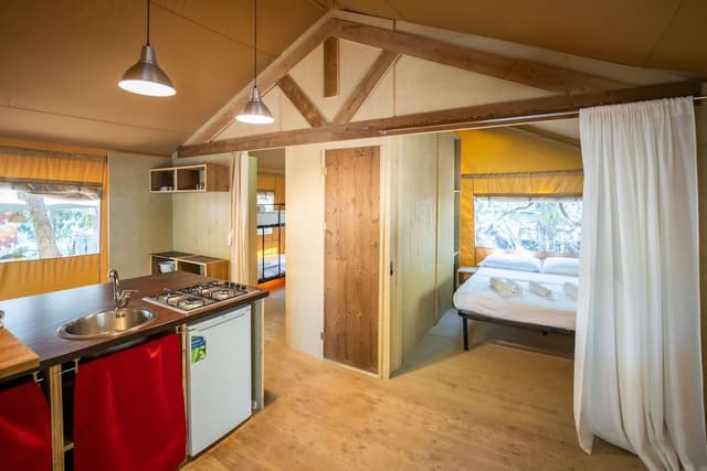 Tent (Country Lodge 6 Adults)