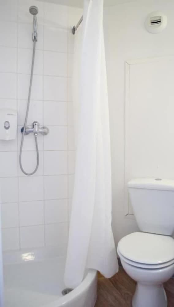 Basic Double or Twin Room