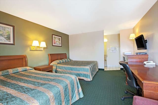 Room, 2 Queen Beds