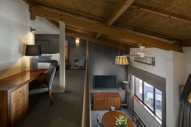 Loft Spa Suite