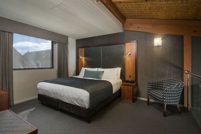 Loft Spa Suite