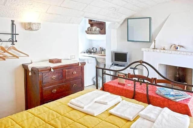 Studio, Kitchenette, Garden View