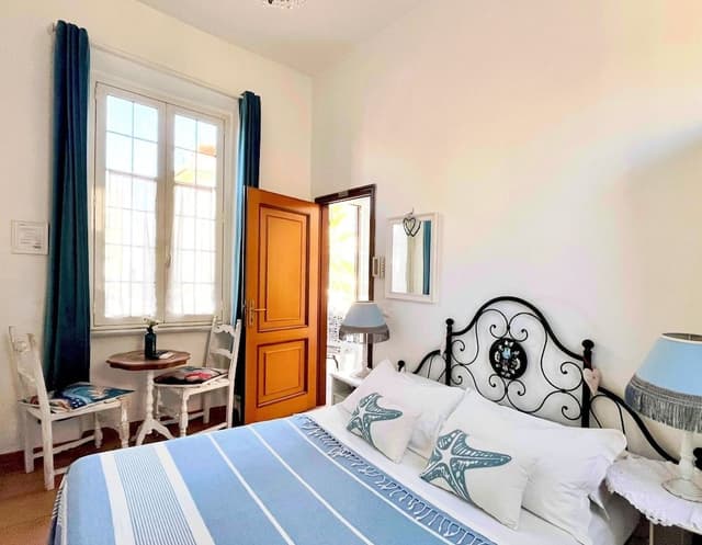 Comfort Double Room, Private Bathroom, City View