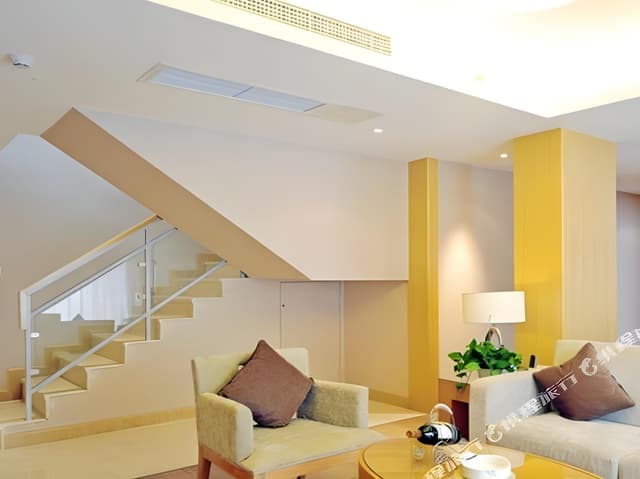 Family Apartment Duplex Suite