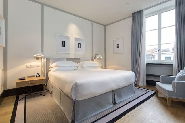 Suite (Via Condotti)