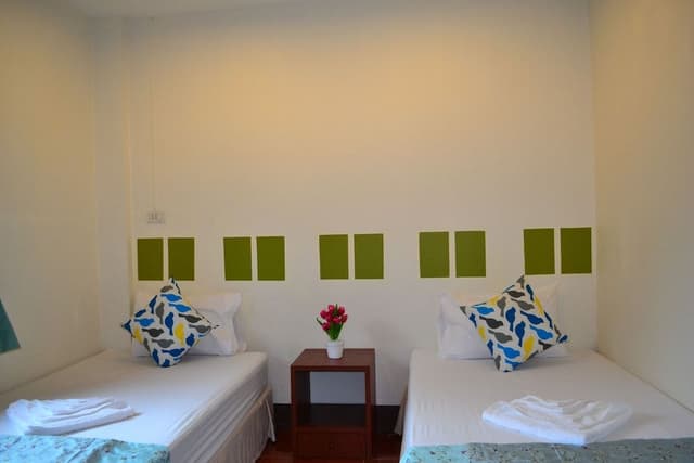 Standard Twin Room (Fan)