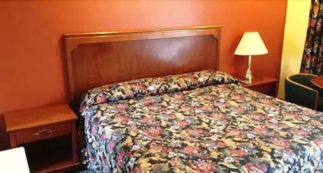 Room, 1 Queen Bed, Smoking
