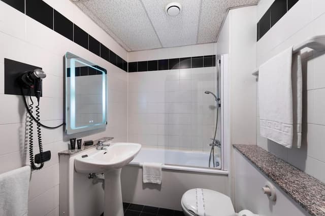 Comfort Room, 2 Double Beds