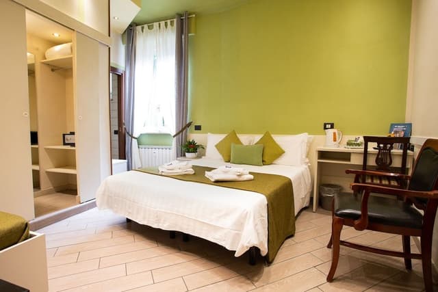 Triple Room