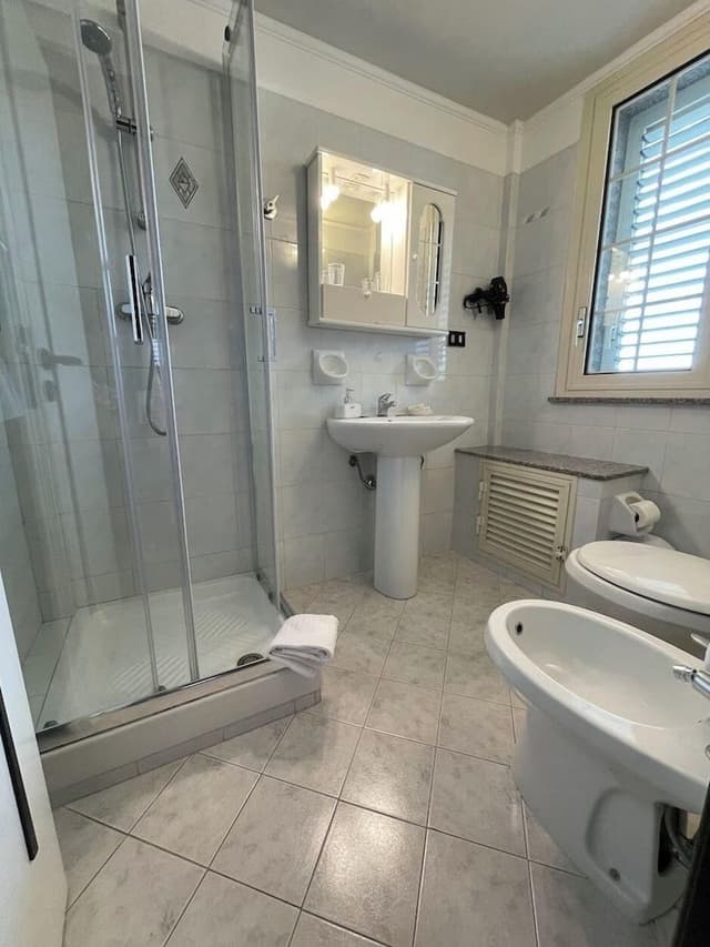 Double or Twin Room, Private Bathroom