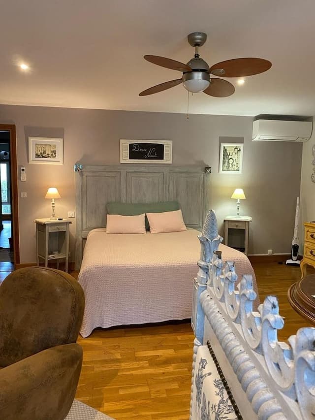 Superior Double Room (Vestiaire 2)
