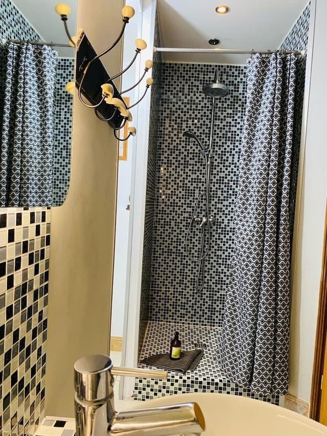 Double Room (Vestiaire 1)