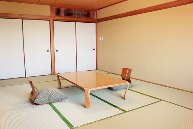 Traditional Room, Ocean View, Non Smoking (36sqm) [4 Occupancy]