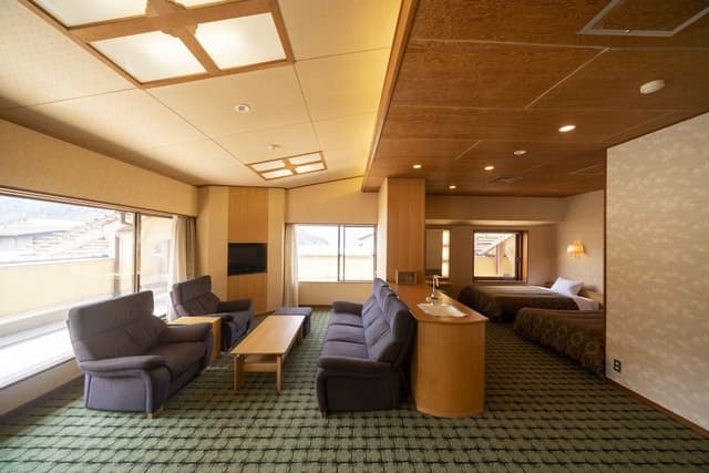 Suite, Non Smoking (Townhouse Side)