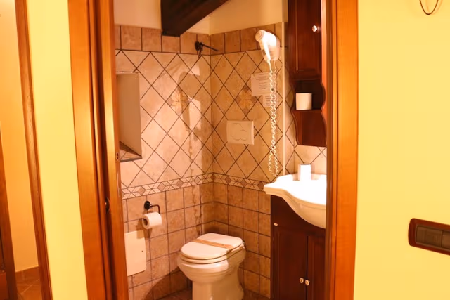 Basic Double Room, 1 Queen Bed, Non Smoking