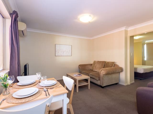 Two Bedroom Apartment - 1 Queen and 2 Single Beds
