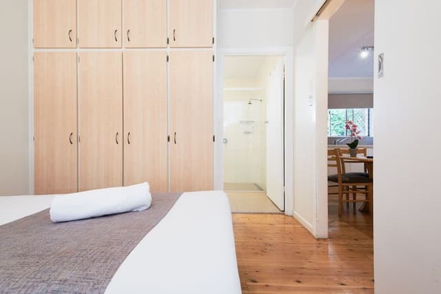 Room, Kitchen