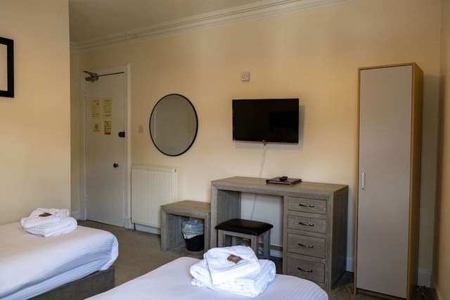 Twin Room, Private Bathroom