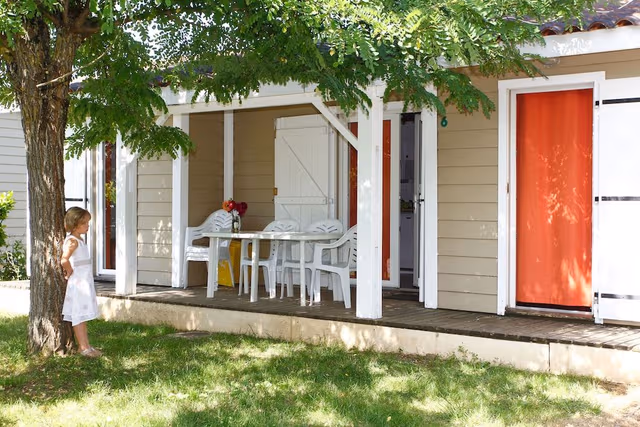 Chalet (Festival Des Lanternes 2)