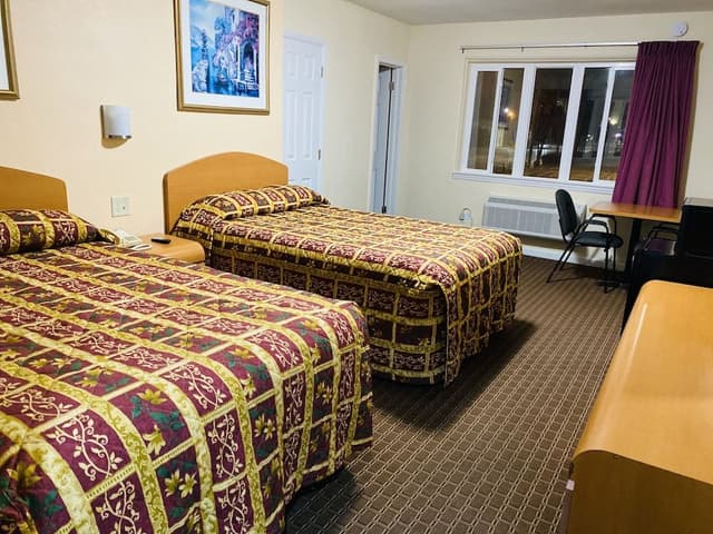 Standard Room, 2 Double Beds