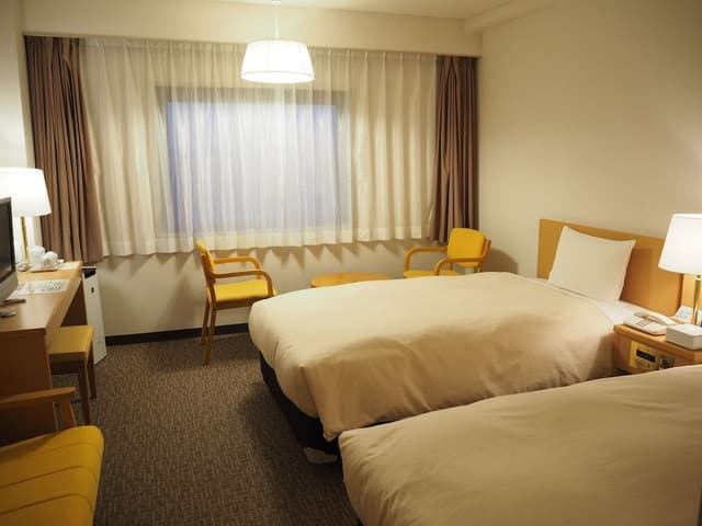 Twin Room, Smoking, Private Bathroom