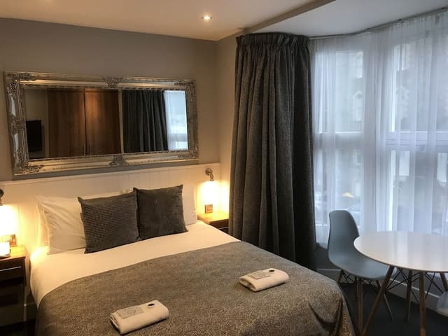 Queen Room