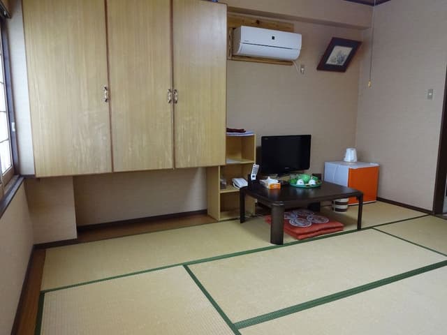 Japanese Style 8 Tatami-mat Room, Private Bathroom