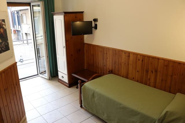 Economy Single Room